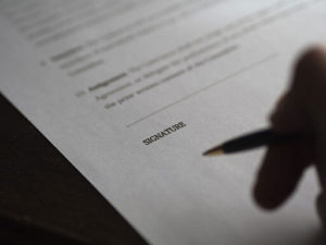 contract signing freelance leads